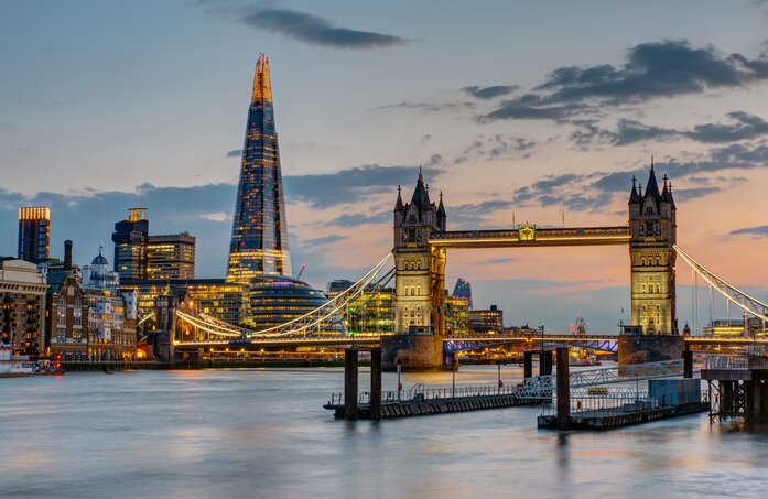 Tower Bridge in der Abenddämmerung | © Envato Elements