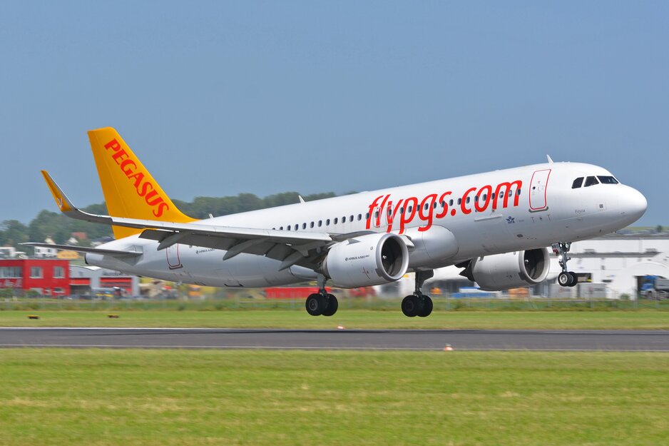 A320 der Pegasus Airlines beim Start | © Michael David