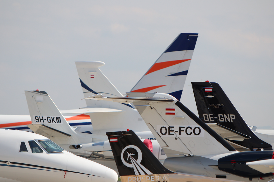 Verschiedene Flugzeughecks | © Linz Airport