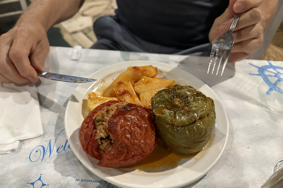 Gefüllte Paprika und Kartoffeln | © Linz Airport