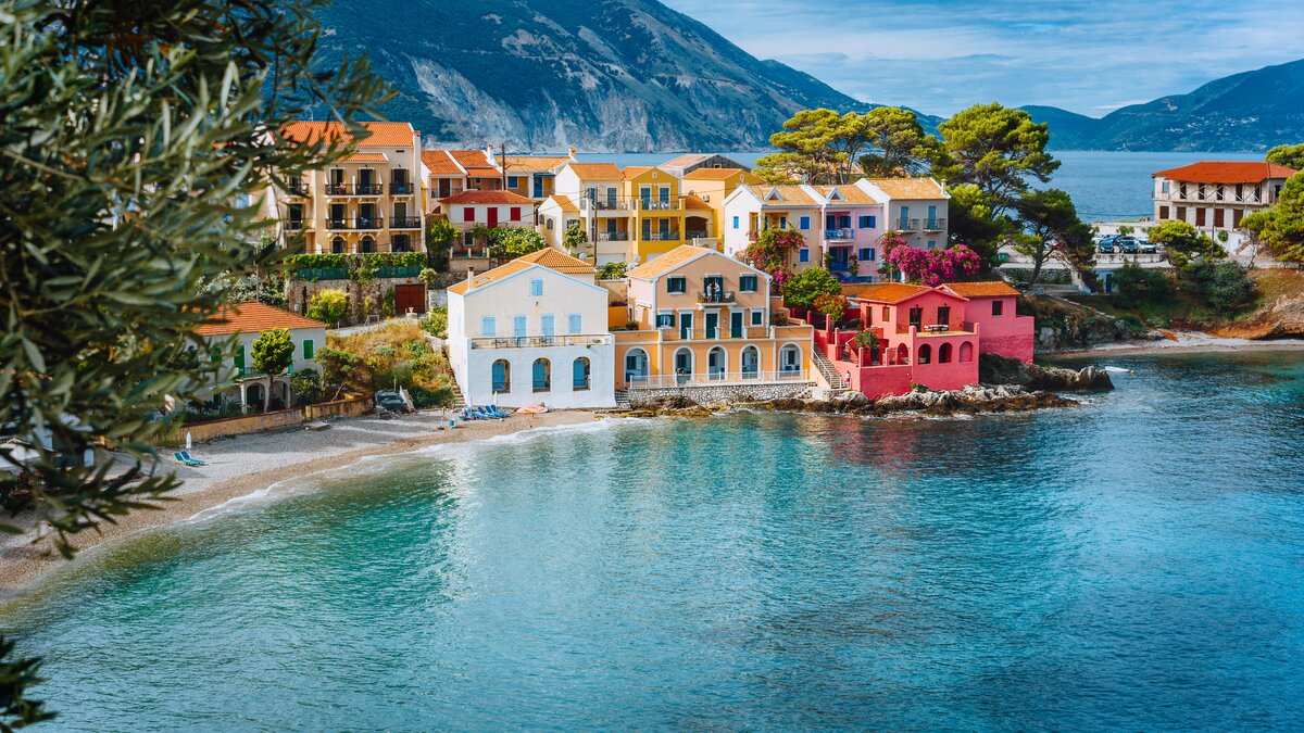 Assos | © Envato